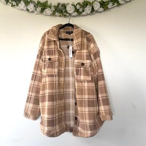 NWT Love Tree Faux Fur Shacket